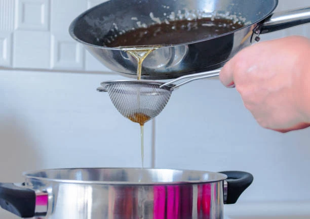 Empresa de reciclagem de óleo de cozinha